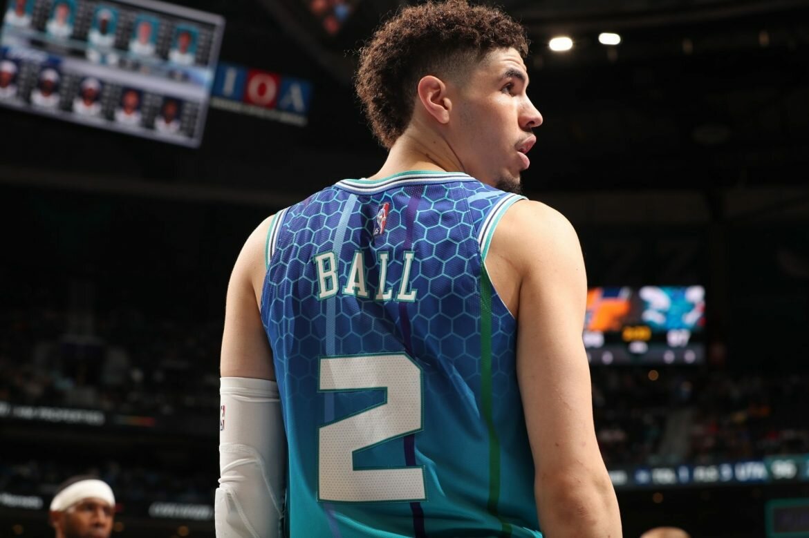 LaMelo Ball Charlotte Hornets LaMelo Ball Charlotte Hornets